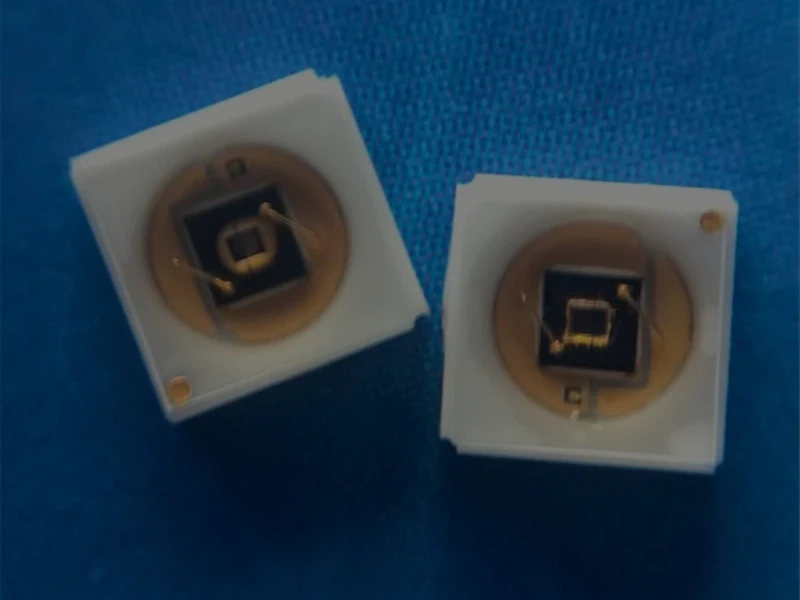 峻茂陶瓷粘接环氧树脂胶用于陶瓷LED芯片粘接密封填充保护